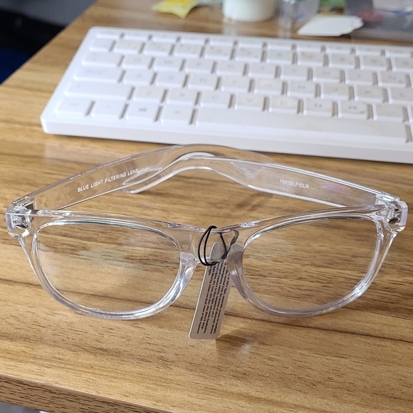 SPEXX Blue Light filtering eyeglasses clear Oversized frame NWT - Picture 4 of 5